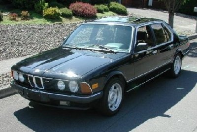 1984_BMW_e23_735i_Euro_Market_Sedan_Front_1.jpg