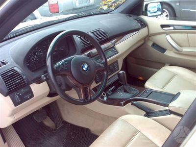 bmw sedynes.jpg