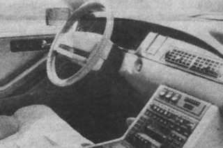 zil-4102-interior.jpg