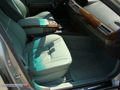 bmw-740-e6566-jasna-skra-sedanas-2004-5[1].jpg